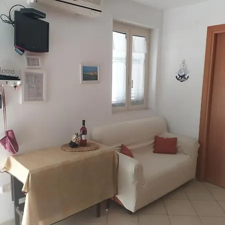 Casina Viestana Holiday home *