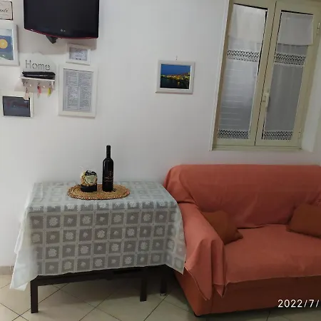 Casina Viestana Holiday home *