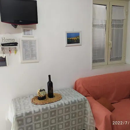 Casina Viestana Holiday home *