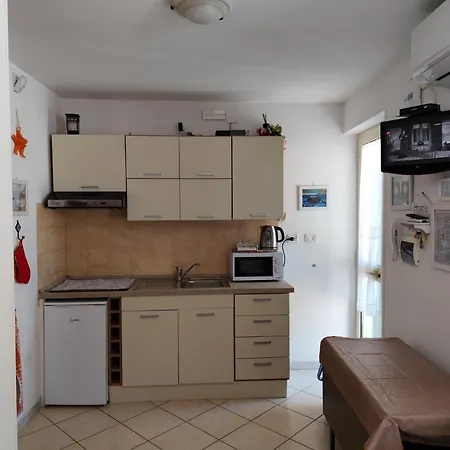 Holiday home Casina Viestana